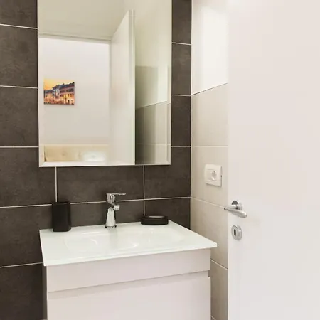 Πανσιόν 4rooms Μιλάνο